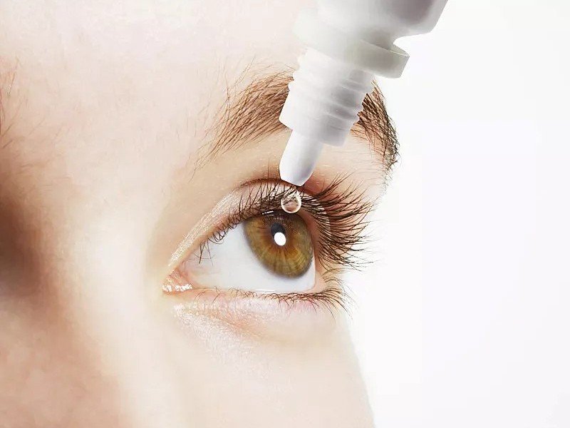 Eye Drop application (2)