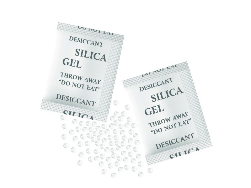 Desiccant Inserting Machine use